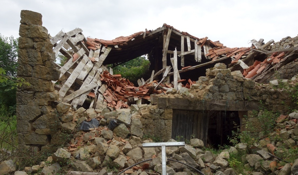 Bimenes realizará un inventario de edificios ruinosos en la zona rural y urbana Bimenes realizará un inventario de edificios ruinosos en la zona rural y urbana