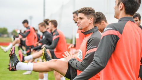 Entrenamiento del Sporting de Gij&oacute;n en los campos de Mareo