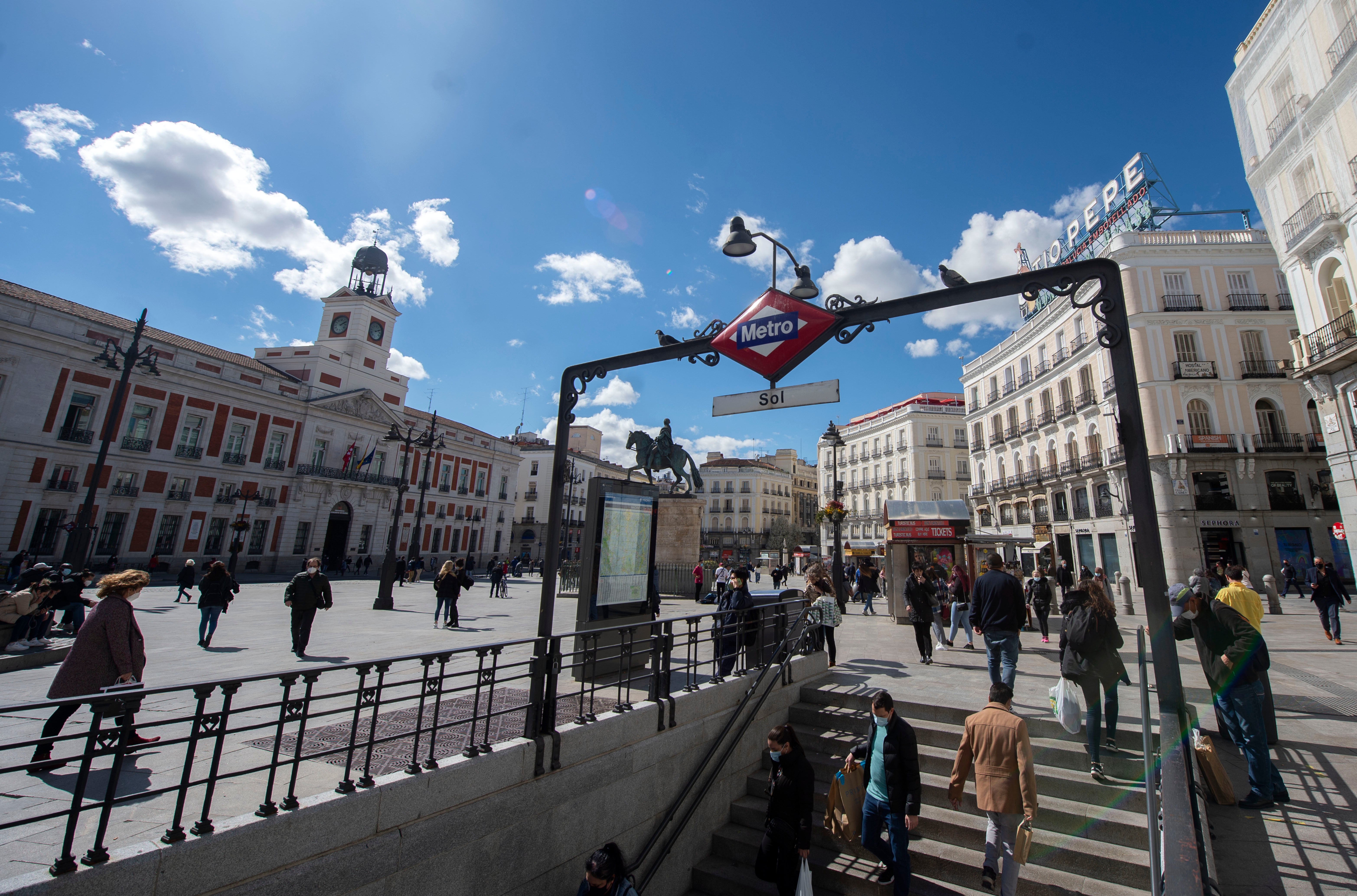 Bono turístico en Madrid de hasta 600 euros: Cómo solicitarlo Bono turístico en Madrid de hasta 600 euros: Cómo solicitarlo