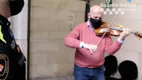 Barcelona: Recuperan un violín robado a un director de orquesta valorado en 200.000 euros en el Raval Barcelona