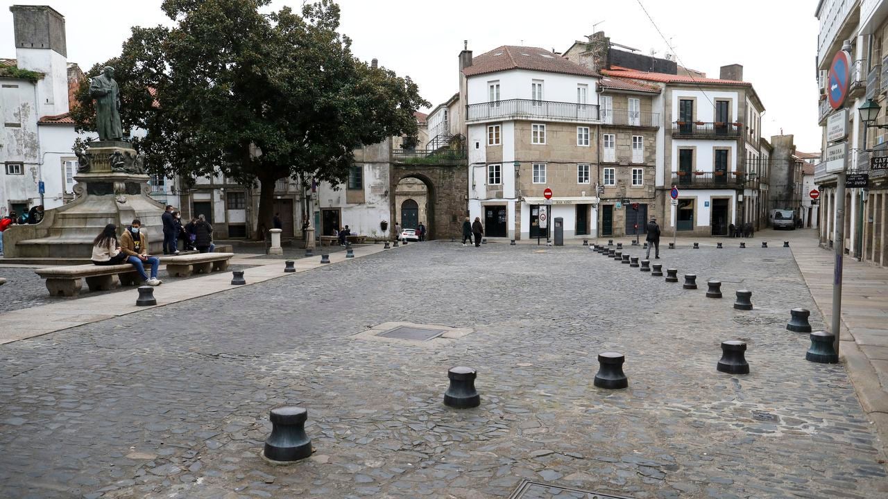 La plaza de abastos de Santiago se opone a la peatonalización completa de Mazarelos La plaza de abastos de Santiago se opone a la peatonalización completa de Mazarelos
