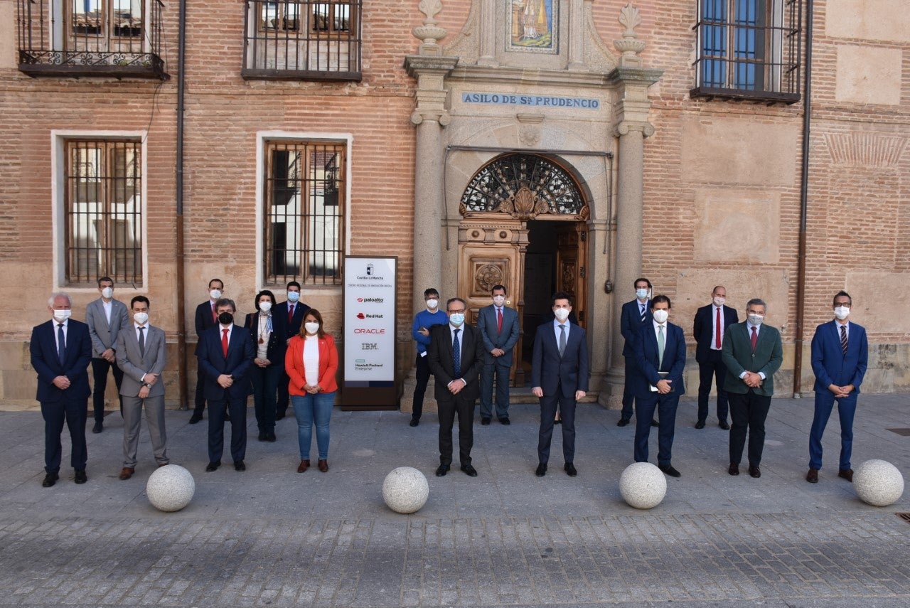 La multinacional Oracle se instala en el Centro Regional de Innovación Digital. La multinacional Oracle se instala en el Centro Regional de Innovación Digital.