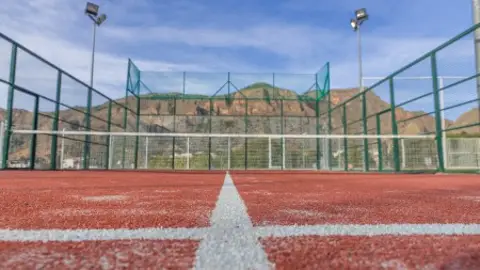 Bernabéu explico al consejo los protocolos de actuación que se han llevado a cabo, en el último año, para poder ir adaptando las instalaciones deportivas a las nuevas medidas sanitarias deportes