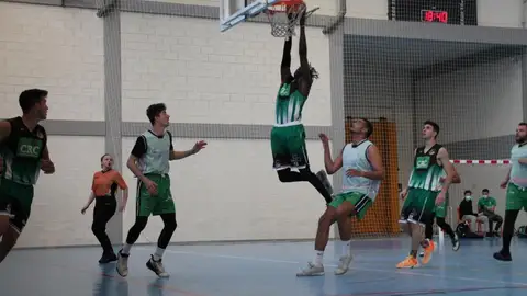 El sénior masculino del CB Ilicitano, con opciones de ascenso a Liga EBA. El sénior masculino del CB Ilicitano, con opciones de ascenso a Liga EBA.