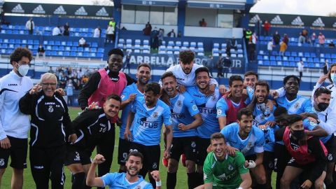 Real Balompédica Linense celebra su pase a la 1º RFEF