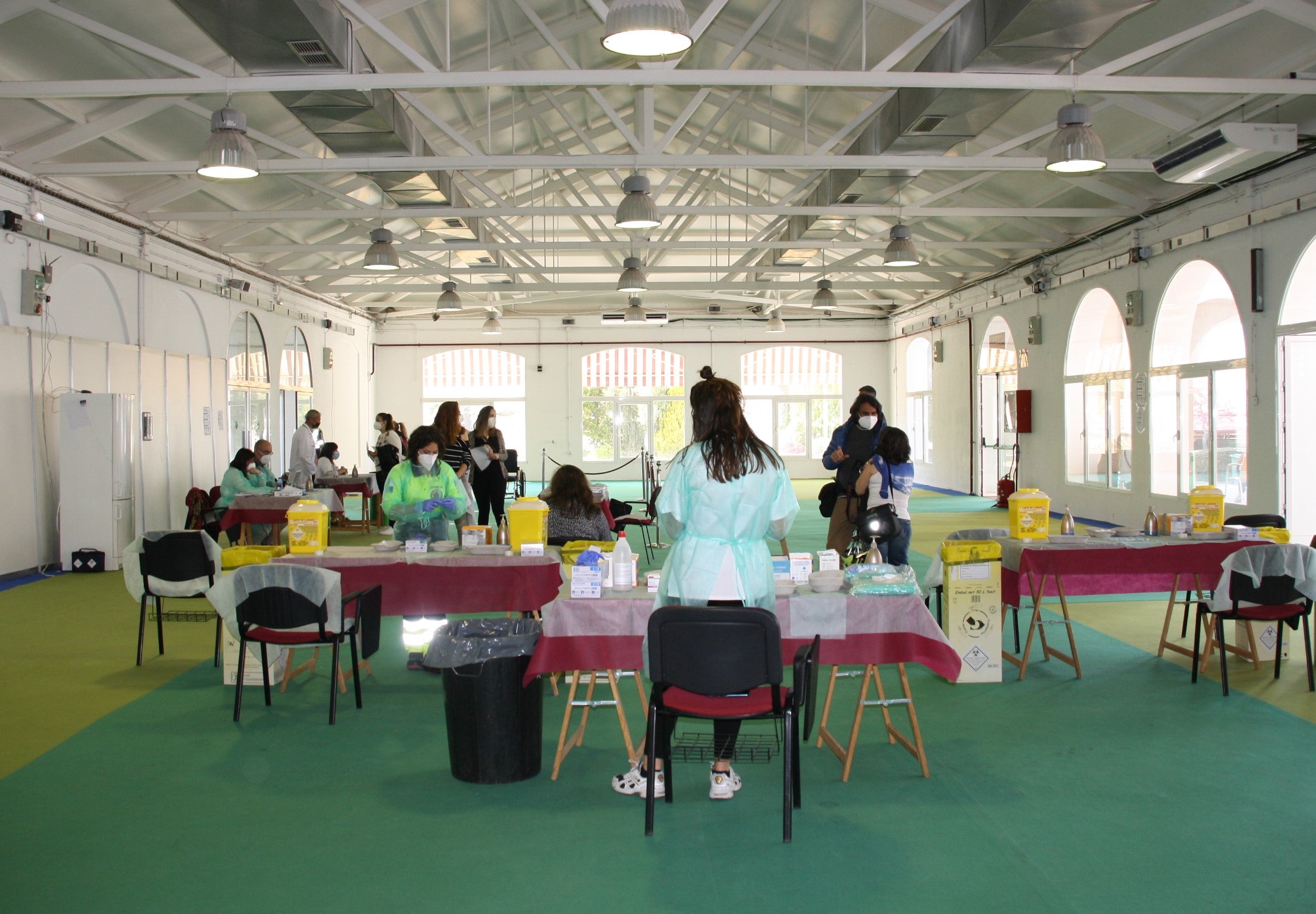Arranca la vacunación del personal docente de Cuenca frente al SARS-CoV-2 Arranca la vacunación del personal docente de Cuenca frente al SARS-CoV-2