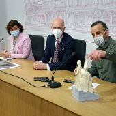 Presentación de la escutura de la Semana Santa de León con el autor José Antonio Cuenca