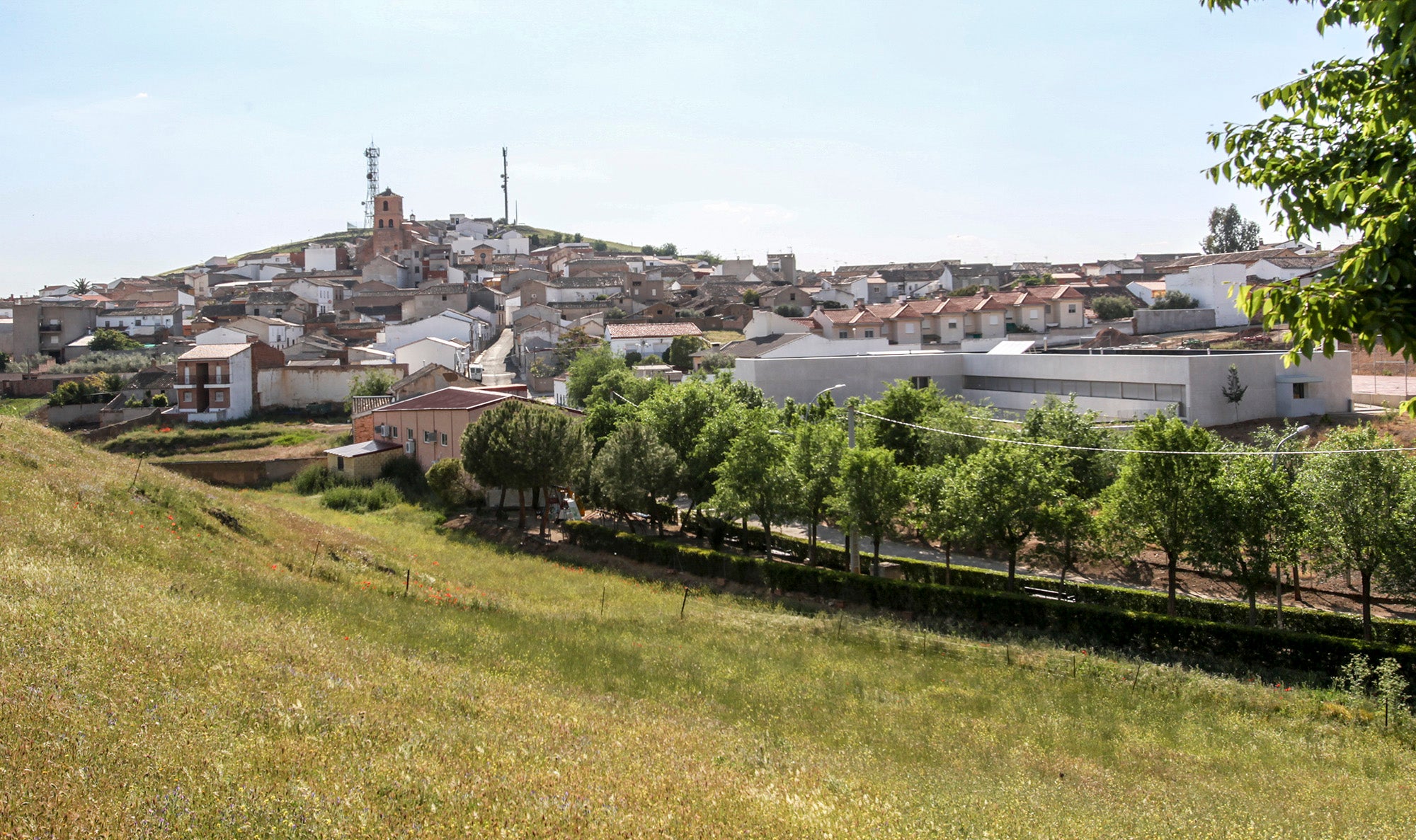 Brote de covid en Mestanza: aumento de población, reuniones camperas, más gente en el bar, fiestas nocturnas Brote de covid en Mestanza: aumento de población, reuniones camperas, más gente en el bar, fiestas nocturnas