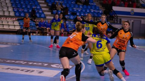 Pereda, Liga Guerreras. Balonmano Femenino.
