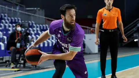 Pablo Almazán, capitán del Coosur Betis. Pablo Almazán, capitán del Coosur Betis.
