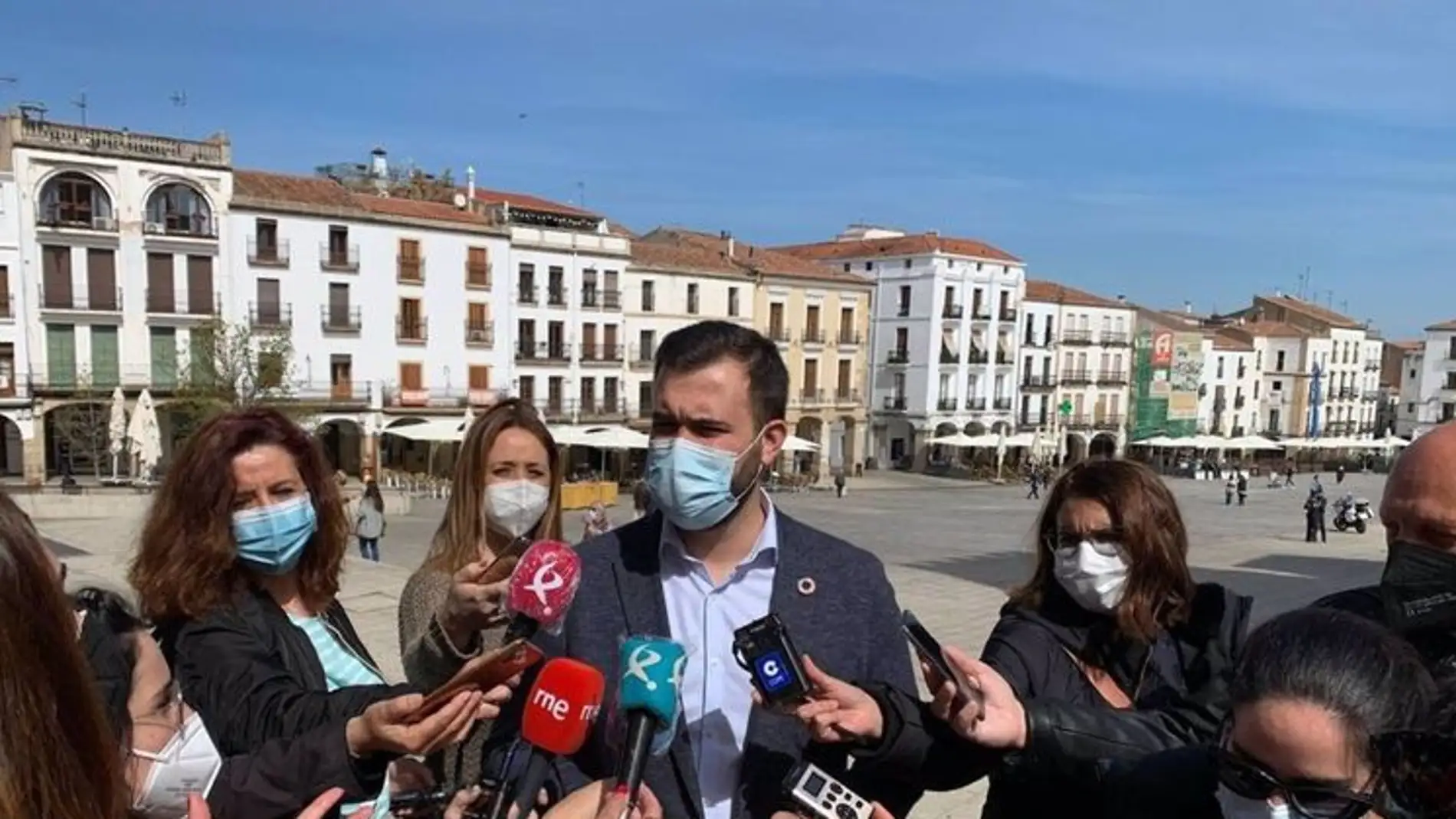 El alcalde de Cáceres anuncia que dimitirá si la Junta autoriza la mina de litio El alcalde de Cáceres anuncia que dimitirá si la Junta autoriza la mina de litio