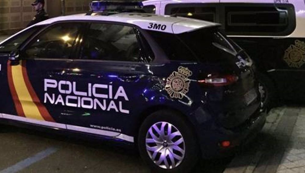 Vehículo de la Policía Nacional Vehículo de la Policía Nacional
