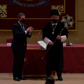 Julián Garde ha sido investido rector de la UCLM Julián Garde ha sido investido rector de la UCLM