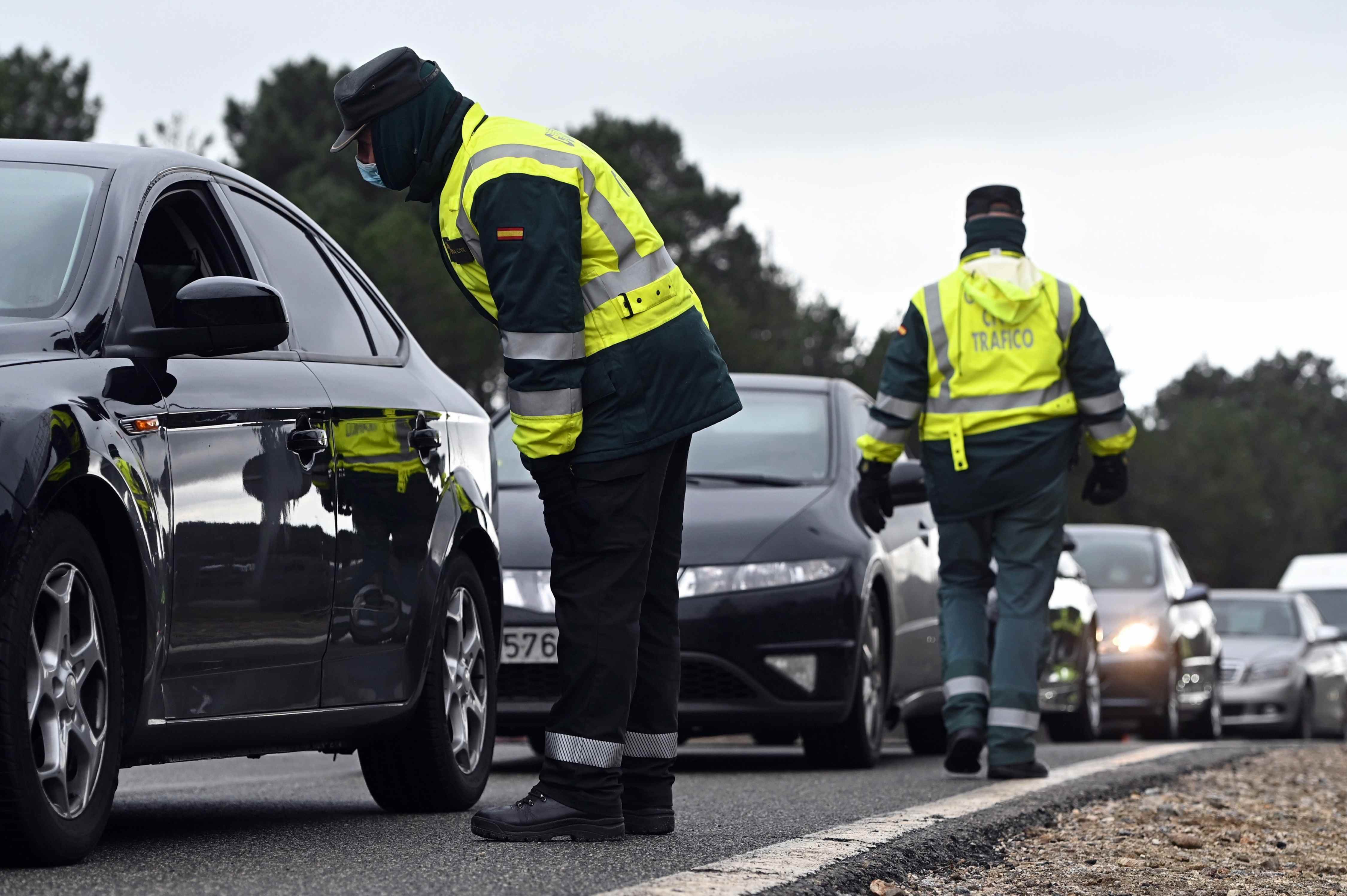 Tertulia: ¿Retirar el estado de alarma es la decisión correcta? Tertulia: ¿Retirar el estado de alarma es la decisión correcta?