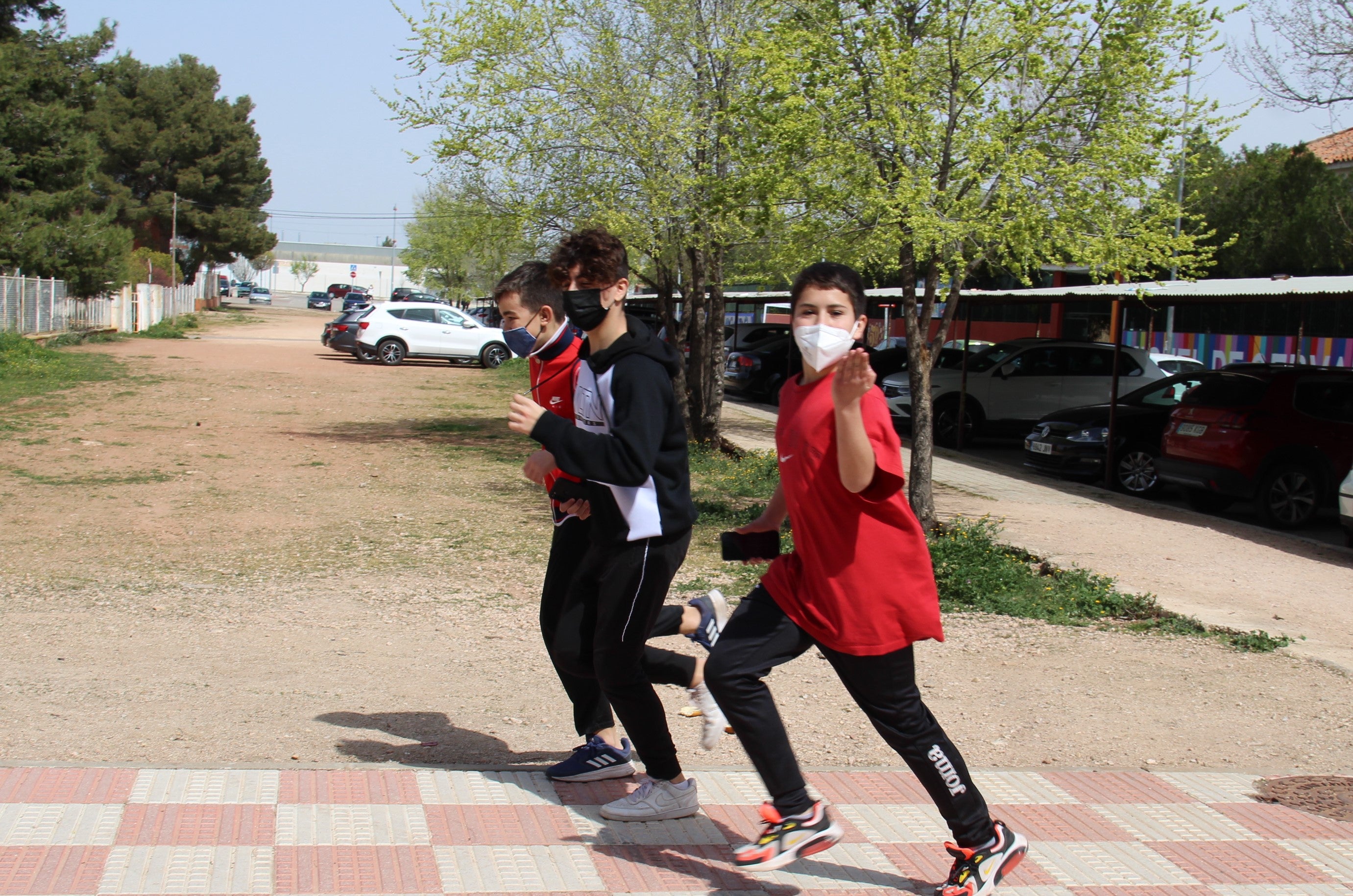 El IES Miguel de Cervantes `dará la vuelta al mundo´ a través del Proyecto `Cervantes Saludable´ El IES Miguel de Cervantes `dará la vuelta al mundo´ a través del Proyecto `Cervantes Saludable´