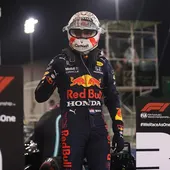Resultado clasificación F1: Verstappen consigue la primera pole y Sainz y Alonso saldrán octavo y noveno Resultado clasificación F1: Verstappen consigue la primera pole y Sainz y Alonso saldrán octavo y noveno