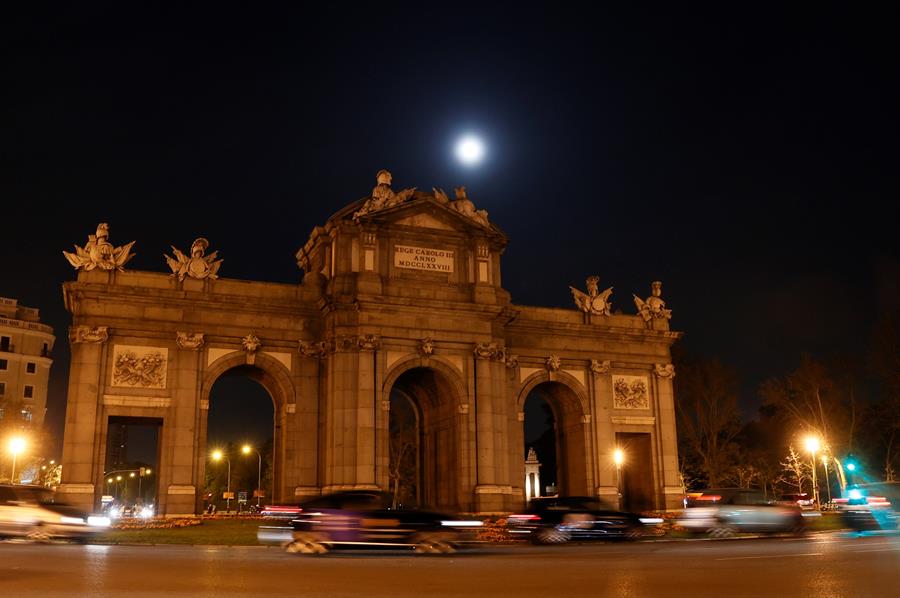 España se suma a la Hora del Planeta con el apagón global por la naturaleza y contra cambio climático España se suma a la Hora del Planeta con el apagón global por la naturaleza y contra cambio climático