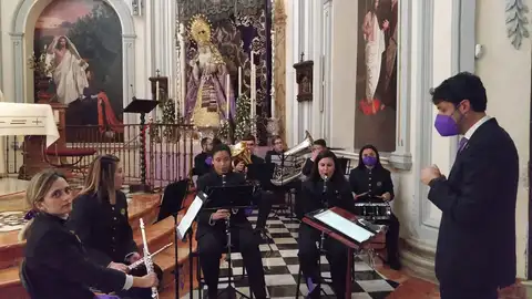 Al hombro desde San Felipe Neri Al hombro desde San Felipe Neri