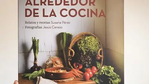 "Alrededor de la cocina" , el último libro de Webos Fritos "Alrededor de la cocina" , el último libro de Webos Fritos