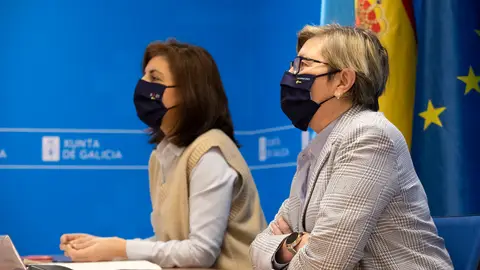 Ángelez Vázquez, conselleira de Medio Ambiente con Rosa Quintana, conselleira do Mar Onda cero Pontevedra