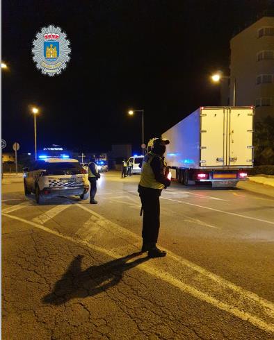 La Policía levanta en Ibiza 72 actas por incumplimientos de las medidas anticovid durante el fin de semana. La Policía levanta en Ibiza 72 actas por incumplimientos de las medidas anticovid durante el fin de semana.