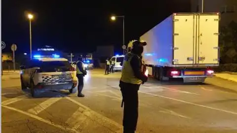 La Policía levanta en Ibiza 72 actas por incumplimientos de las medidas anticovid durante el fin de semana. La Policía levanta en Ibiza 72 actas por incumplimientos de las medidas anticovid durante el fin de semana.