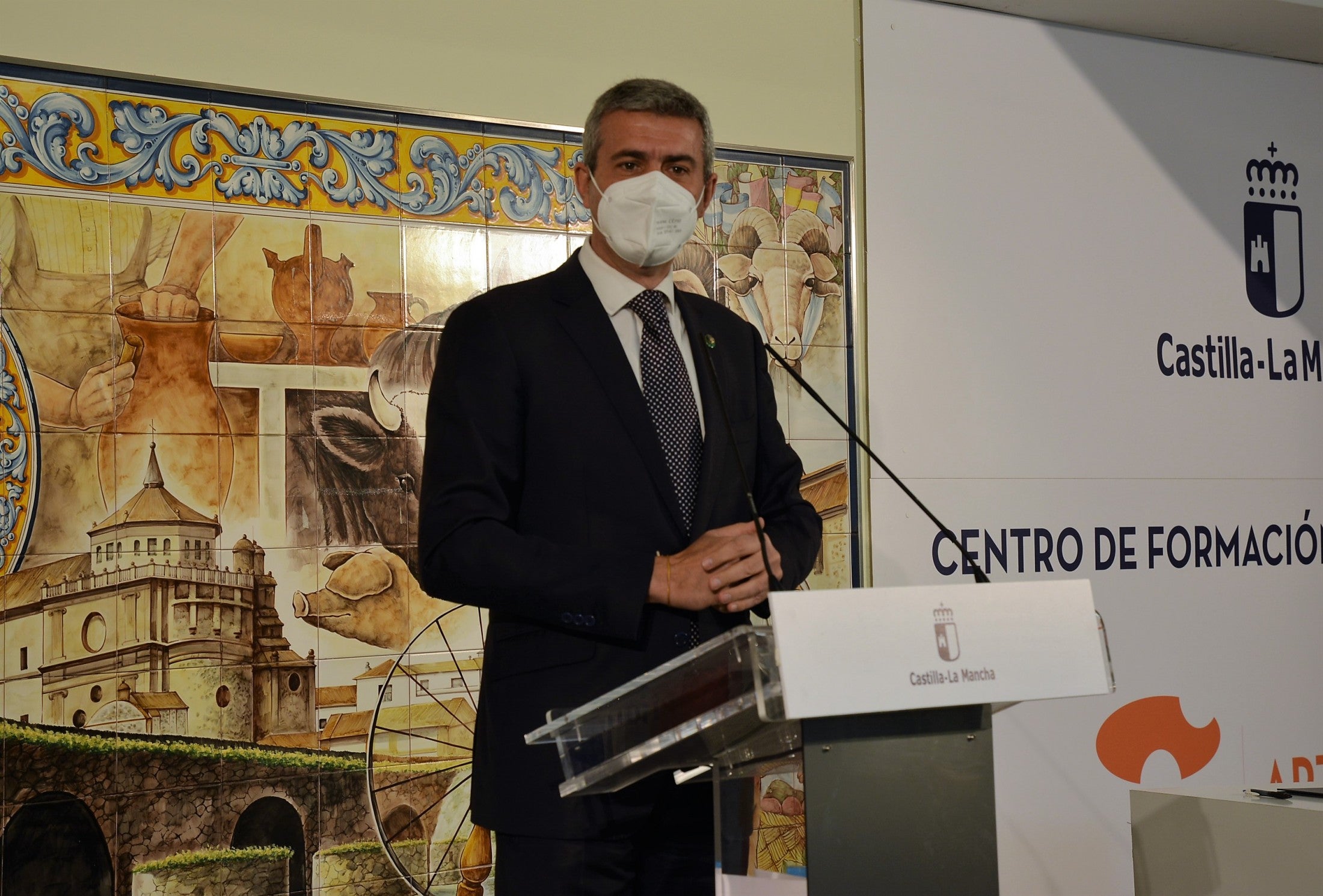 La Diputación Provincial rubrica su compromiso con la UNED en Talavera La Diputación Provincial rubrica su compromiso con la UNED en Talavera