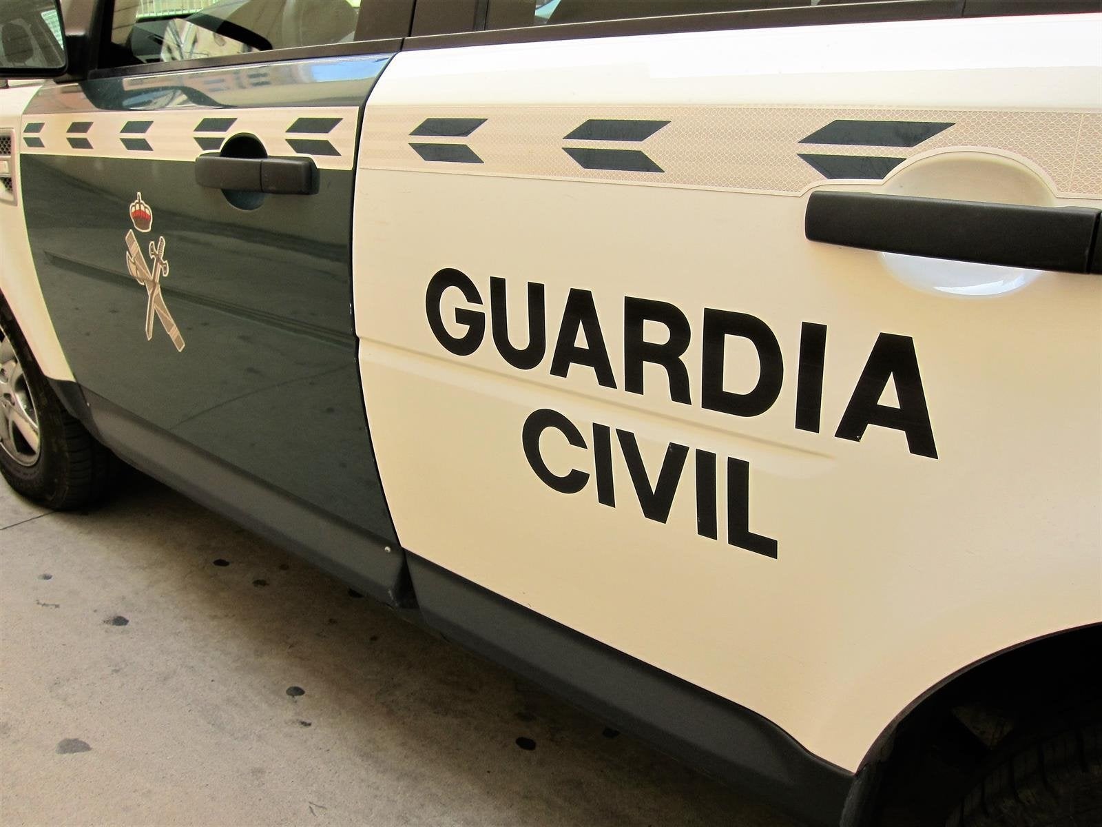 La Guardia Civil detiene a dos personas por hurtar 1.300 kilos de aceituna La Guardia Civil detiene a dos personas por hurtar 1.300 kilos de aceituna