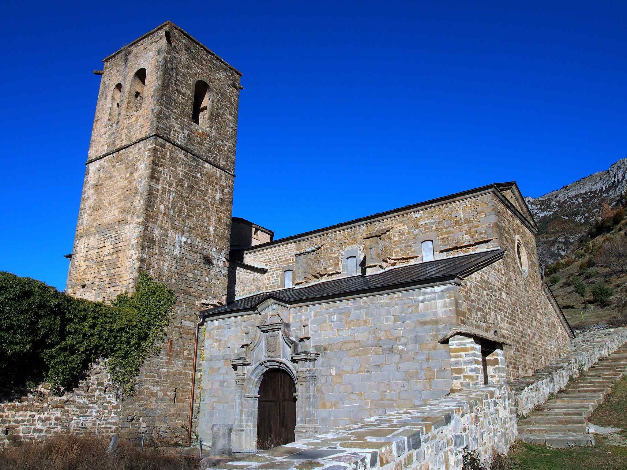 San Victorian, el monasterio más antiguo de la península San Victorian, el monasterio más antiguo de la península