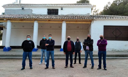 Ayuntamiento y Hermandad de San Isidro colaboran para rehabilitar los soportales de la Ermita Ayuntamiento y Hermandad de San Isidro colaboran para rehabilitar los soportales de la Ermita