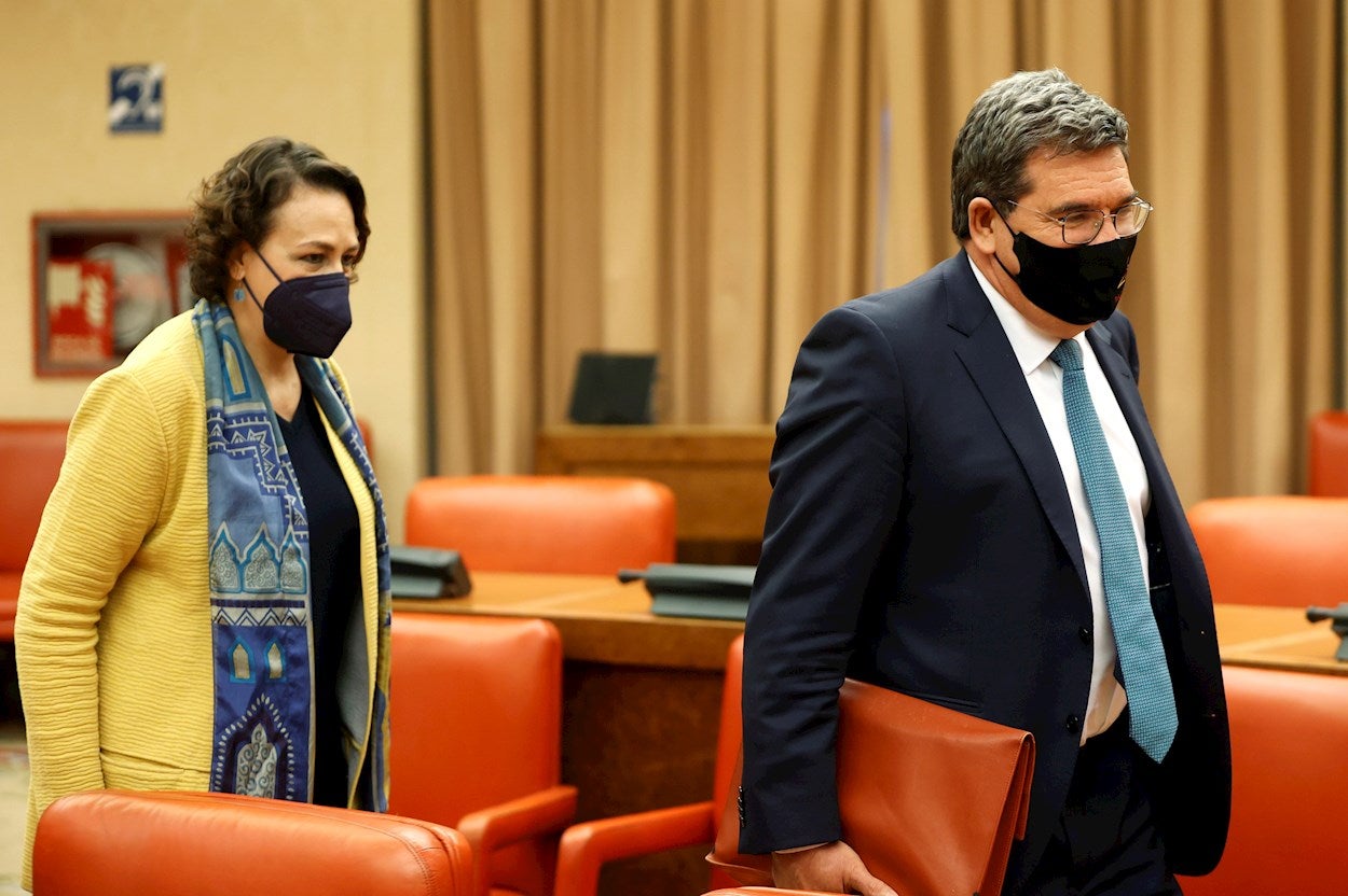 Escrivá propone pagar más de 11.000 euros por cada año que se retrase la jubilación Escrivá propone pagar más de 11.000 euros por cada año que se retrase la jubilación