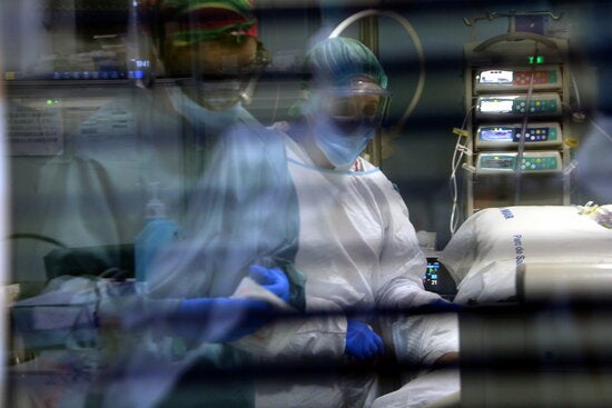 Todos los pacientes ingresados en las UCIS por Covid están sin vacunar Todos los pacientes ingresados en las UCIS por Covid están sin vacunar