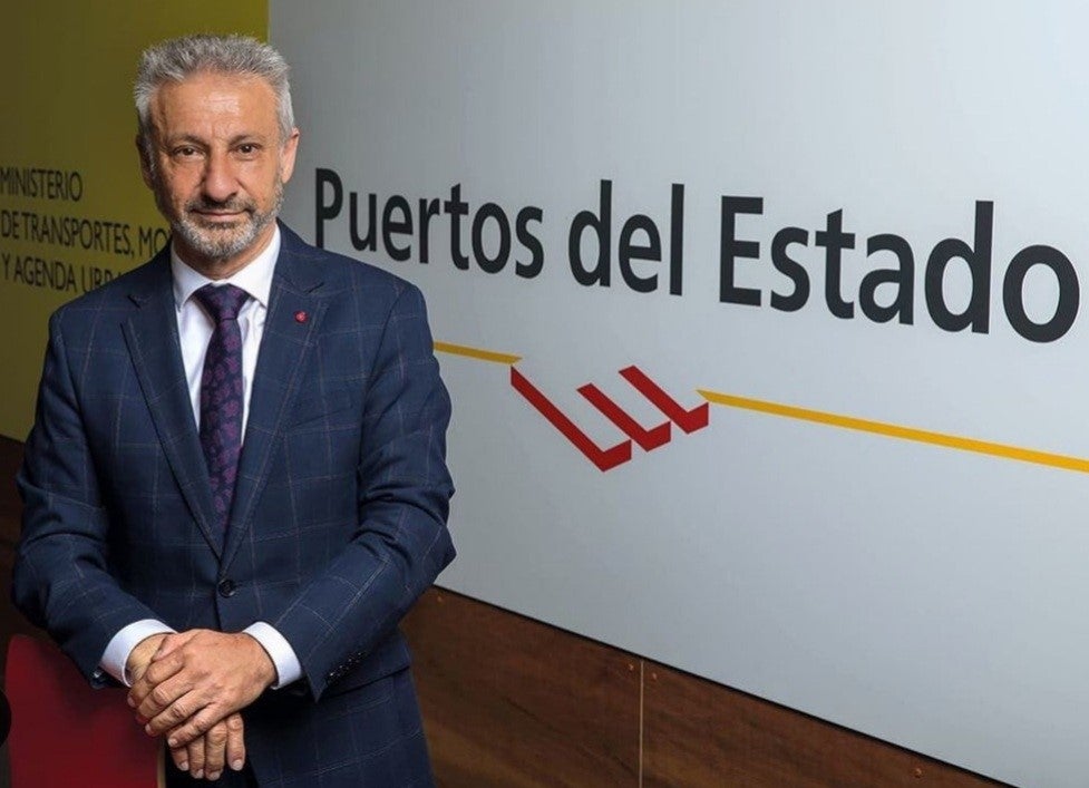 Francisco Toledo afirma que el Puerto de A Coruña ya está sometido a «una intervención light» para garantizar su superviviencia Francisco Toledo afirma que el Puerto de A Coruña ya está sometido a «una intervención light» para garantizar su superviviencia