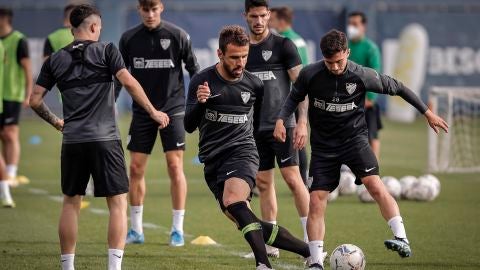 Orlando Sá en un entrenamiento del Málaga CF