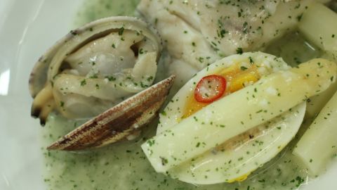 esp&aacute;rrago blanco