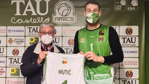 Mutic junto a Luis Garc&iacute;a