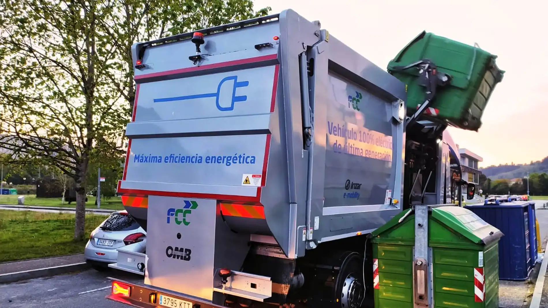 EMULSA prueba un camión eléctrico en el servicio de recogida de residuos