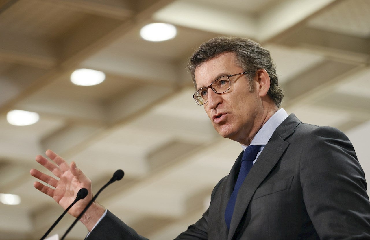 Hoempo califica de "discriminatoria" las decisiones de la Xunta en favor de la restauración Hoempo califica de "discriminatoria" las decisiones de la Xunta en favor de la restauración