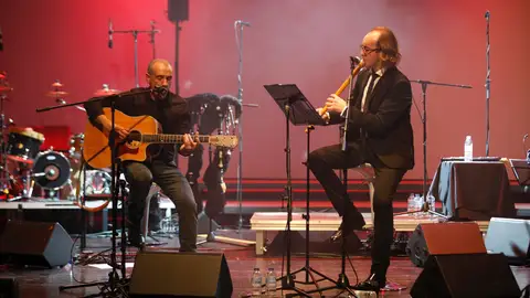 Oscar Ibáñez Alén do Mar - Más de Uno Pontevedra