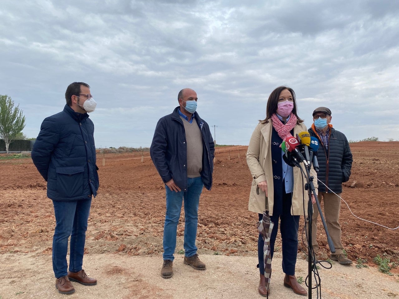 Comienzan los trabajos de plantación en el Aula Agrícola Comienzan los trabajos de plantación en el Aula Agrícola