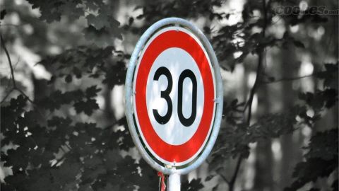 A 30 Km/h por las ciudades