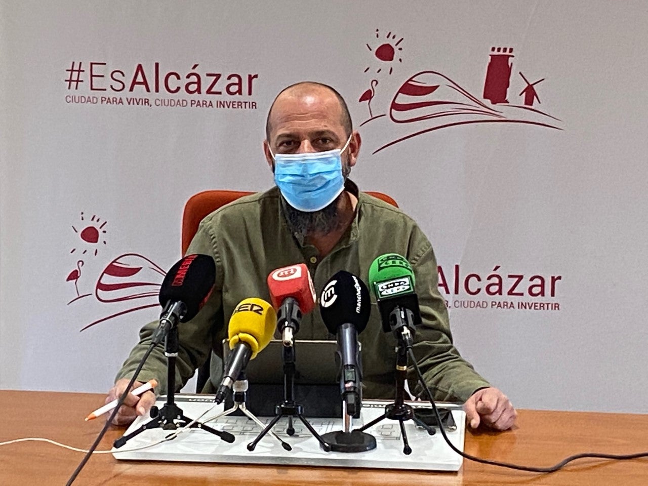 Apuesta de la Concejalía de Educación por los patios de colegio inclusivos y contra el sedentarismo Apuesta de la Concejalía de Educación por los patios de colegio inclusivos y contra el sedentarismo