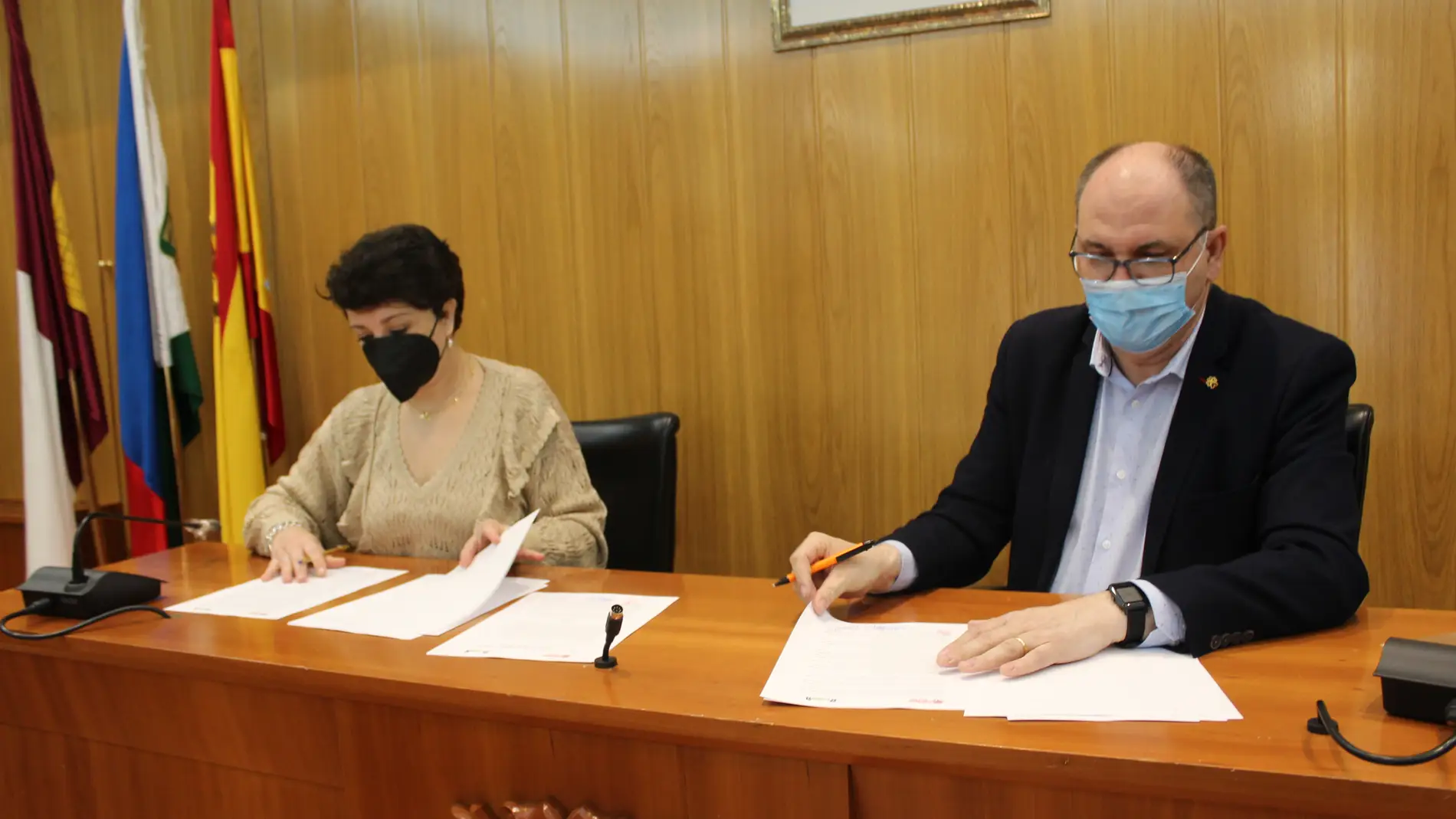 El Ayuntamiento firma un convenio de colaboración con Cáritas de Ciudad Real para favorecer la inserción laboral