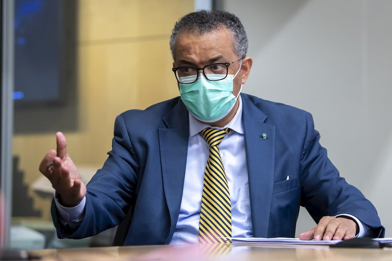 La OMS advierte: podría alcanzarse un nuevo pico de contagios si no se toman medidas más duras La OMS advierte: podría alcanzarse un nuevo pico de contagios si no se toman medidas más duras