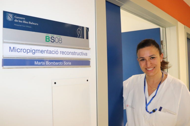 La nueva consulta de micropigmentación para pacientes con cáncer de mama en Can Misses evitará traslados a Mallorca La nueva consulta de micropigmentación para pacientes con cáncer de mama en Can Misses evitará traslados a Mallorca