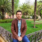Daniel Gómez, en los Jardines del Prado de Ciudad Real Daniel Gómez, en los Jardines del Prado de Ciudad Real