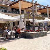 Uno de los grandes atractivos de La Zenia, son sus terracitas y hoy visitamos terrazas y una nueva tienda que abre hoy sus puertas RKS 