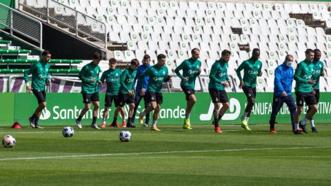 El Racing tiene que solicitar el aplazamiento del partido ante Osasuna Promesas, aunque no hay nuevos positivos