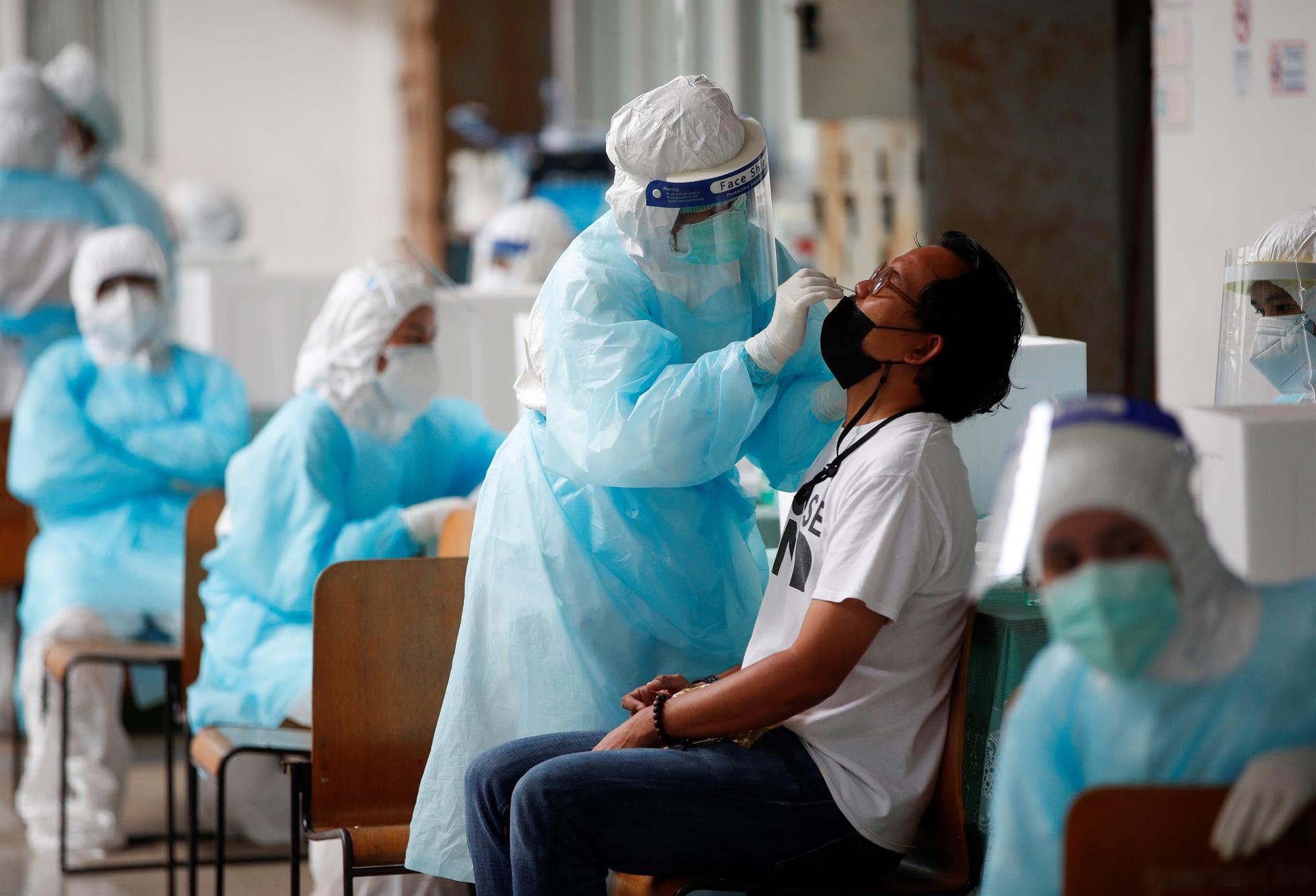 Restricciones, confinamiento en Madrid, Cataluña, toque de queda y medidas en Andalucía, Valencia y últimas noticias del coronavirus en España hoy Restricciones, confinamiento en Madrid, Cataluña, toque de queda y medidas en Andalucía, Valencia y últimas noticias del coronavirus en España hoy