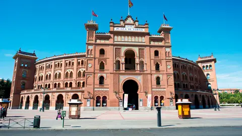Vista exterior de la plaza de toros de Las Ventas en Madrid Vista exterior de la plaza de toros de Las Ventas en Madrid